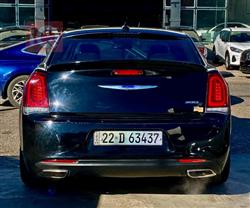 کرایسلەر 300